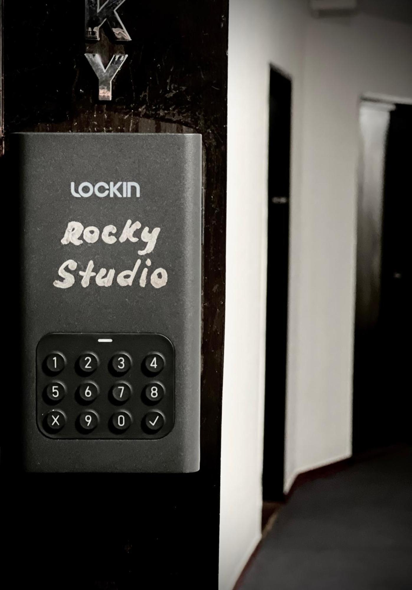 Rocky Studio Chamonix Sud Apartment Exterior photo